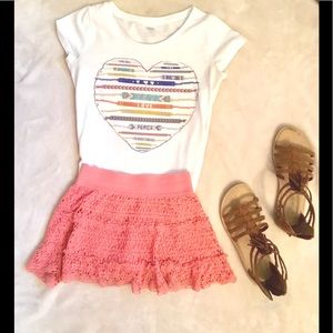 Coral lacy short skirt!